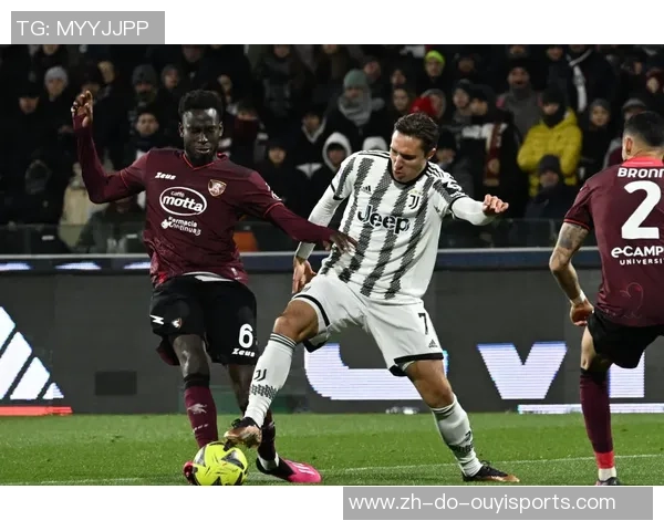 塔亚文布莱达与瓦赫达麦加的精彩对决揭示足球战术与团队合作的魅力